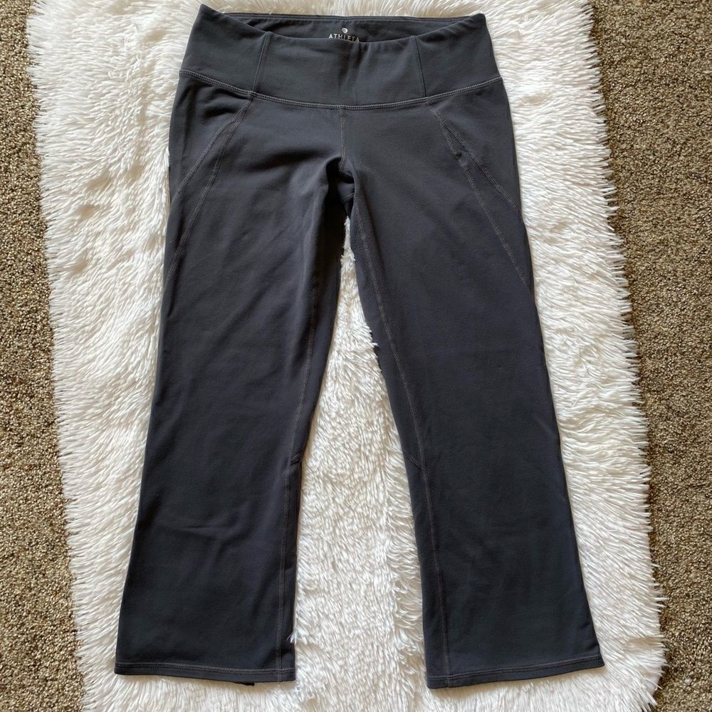 Athleta Crop Pants Size XS‎